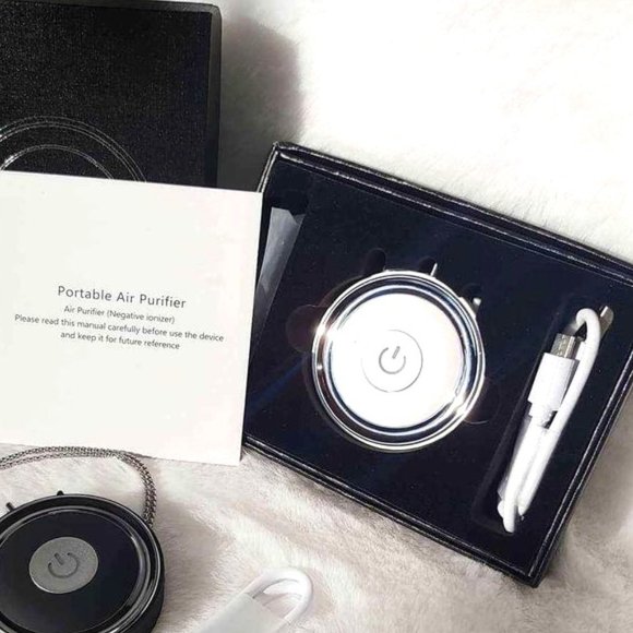 PERSONAL AIR PURIFIER NECKLACE (Ions Generator) - Picture 1 of 5